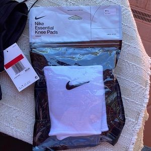 Volleyball knee pads